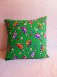 Kissen grün, 33x33 cm, 12,- € Handarbeit